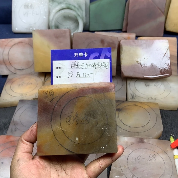 石英质玉手镯未镶嵌酸****0定制手镯