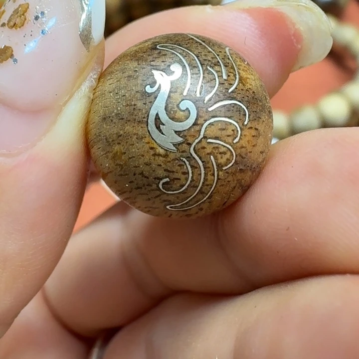 大叶紫檀（黑酸枝木类）