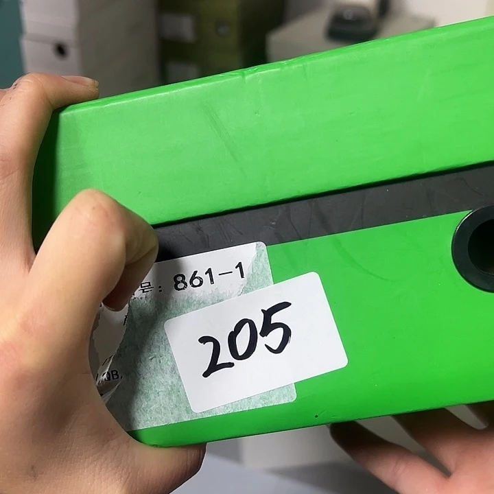 瑕疵，不售后，编码205