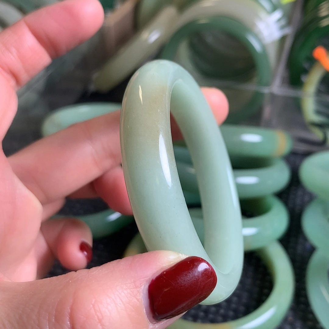 石英岩玉合金手镯