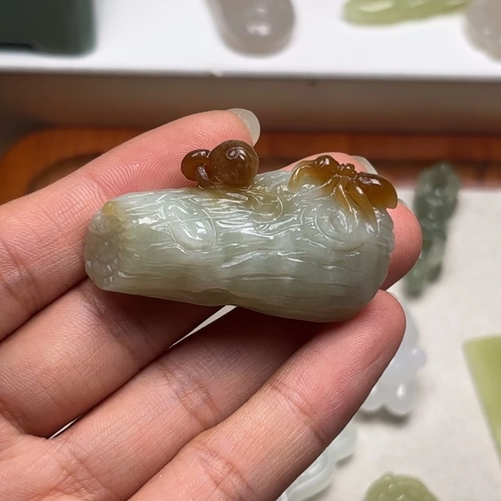 未镶嵌和田玉挂件