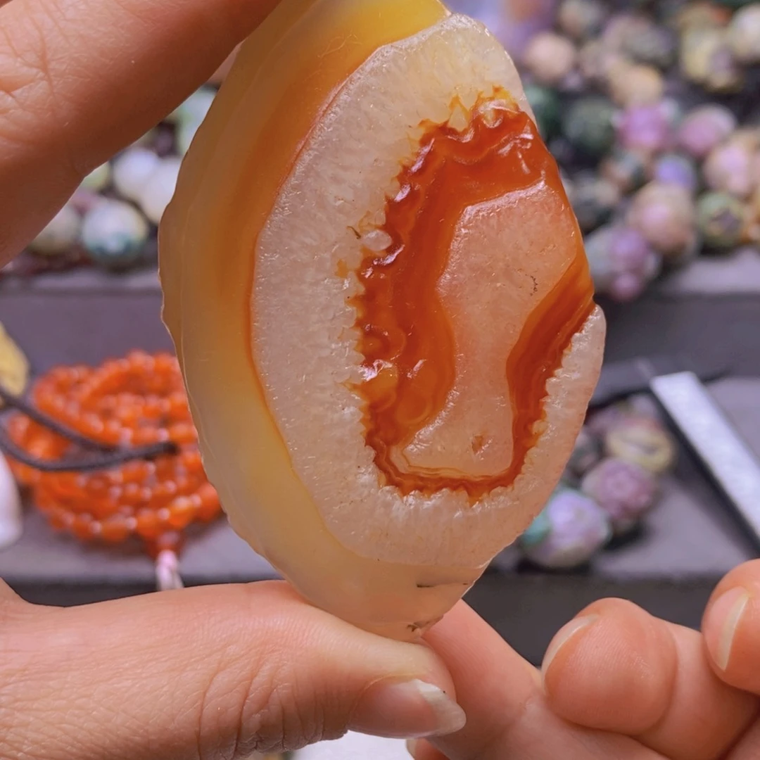 合金颈饰玛瑙/玉髓