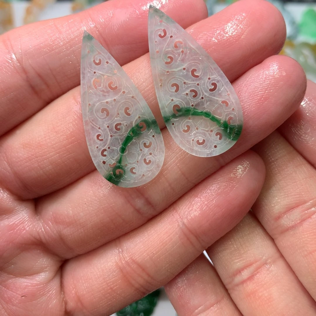 未镶嵌定制翡翠吊坠