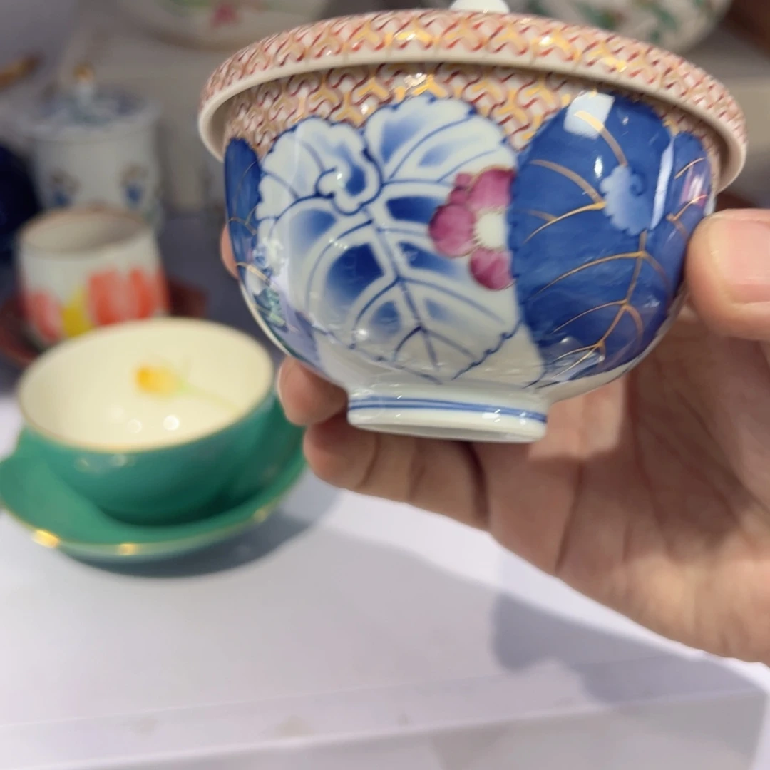 烟****瓷片哈哈哈我也是很想要这个