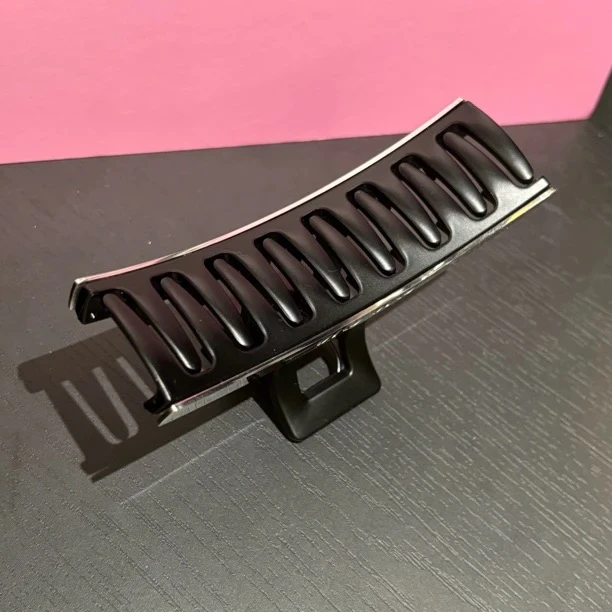 2023妹妹大发量抓夹