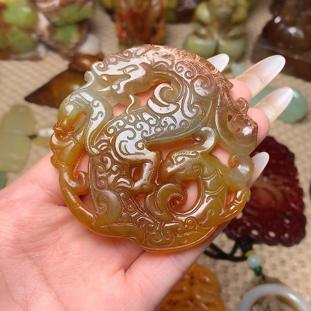 未镶嵌蛇纹石玉颈饰