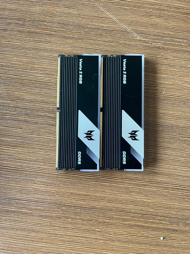 原装炫光星舰ddr5台式机组装游戏电脑内存条6600频率32g套条电竞