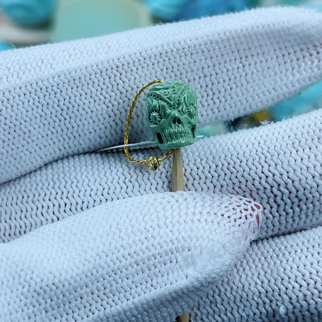 绿松石未镶嵌珠宝奇石