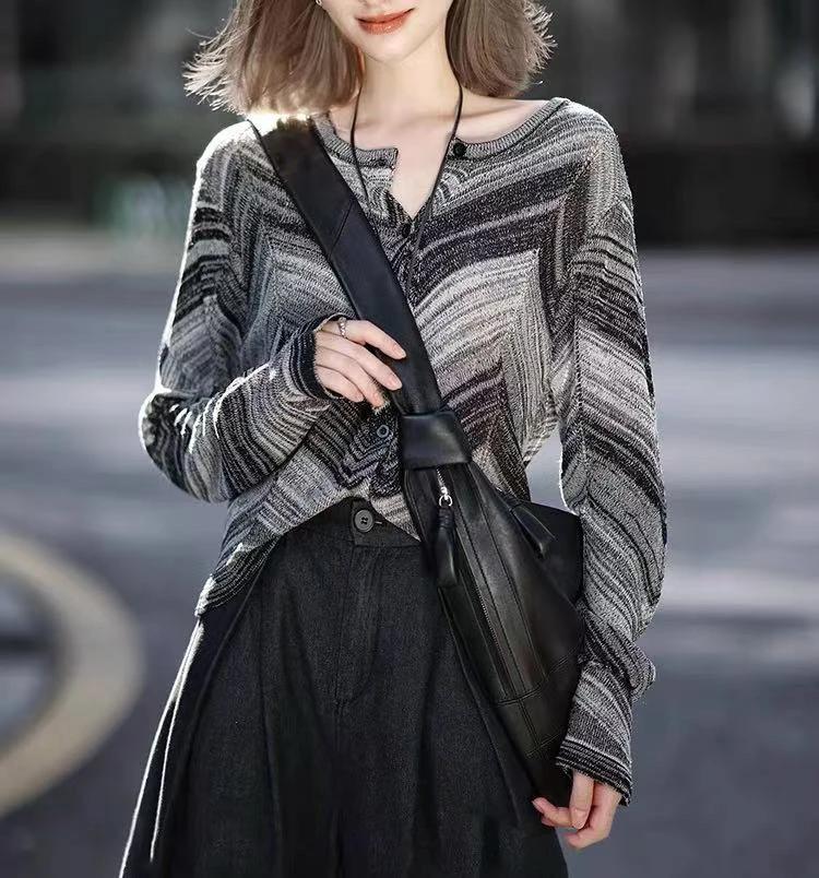 漂亮流行条纹针织衫渐变夹花显瘦条纹开衫上衣女早秋9582