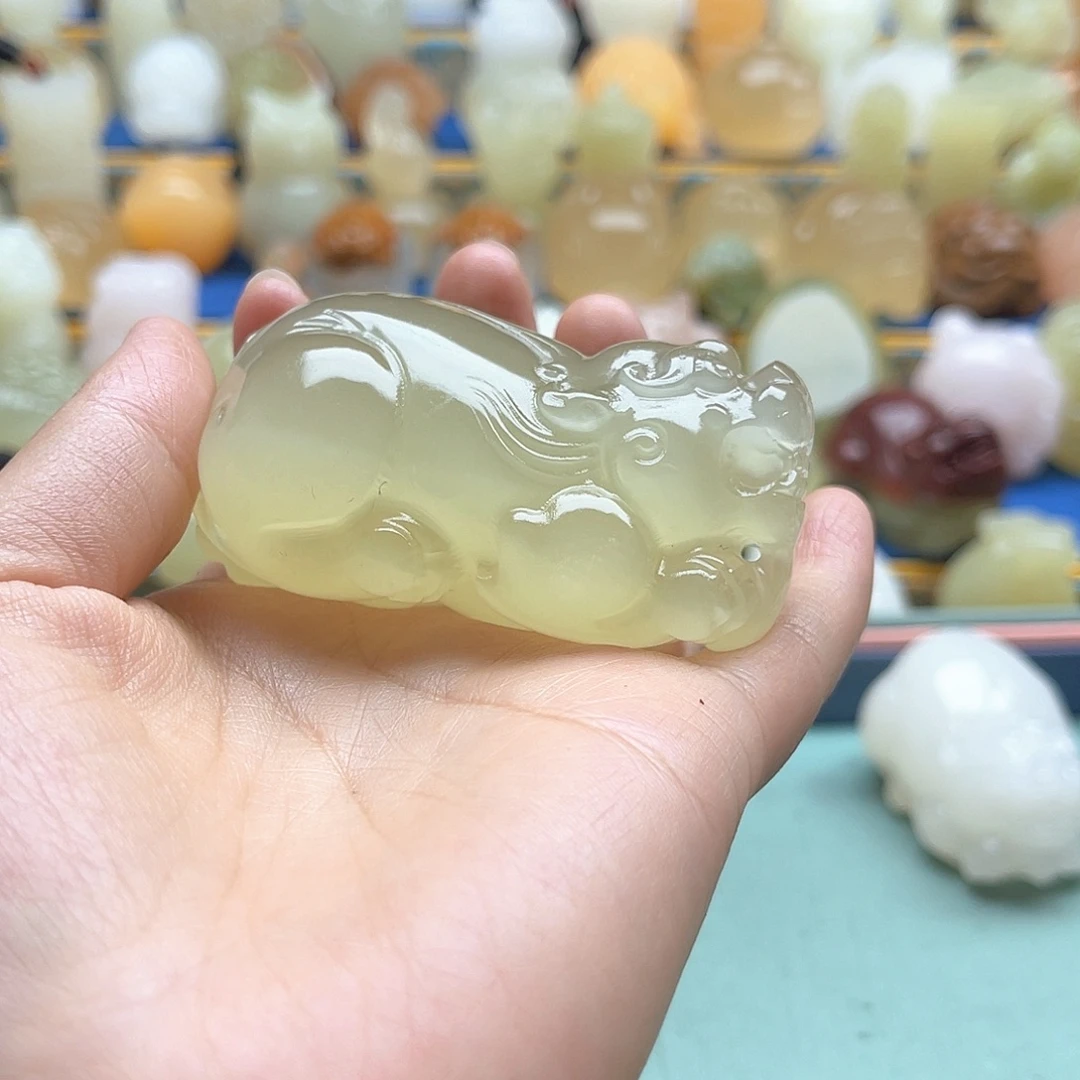 用***5新疆昆仑山脉山料