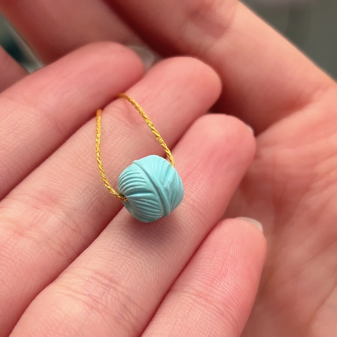 绿松石未镶嵌颈饰