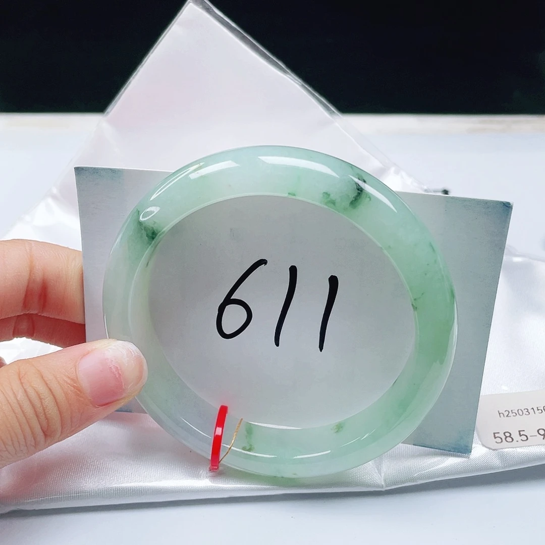 翡翠未镶嵌手镯58+正圈