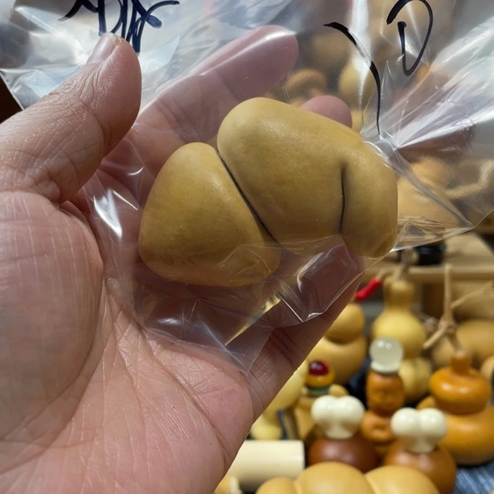 虫***毛10美好的一天从吃瓜