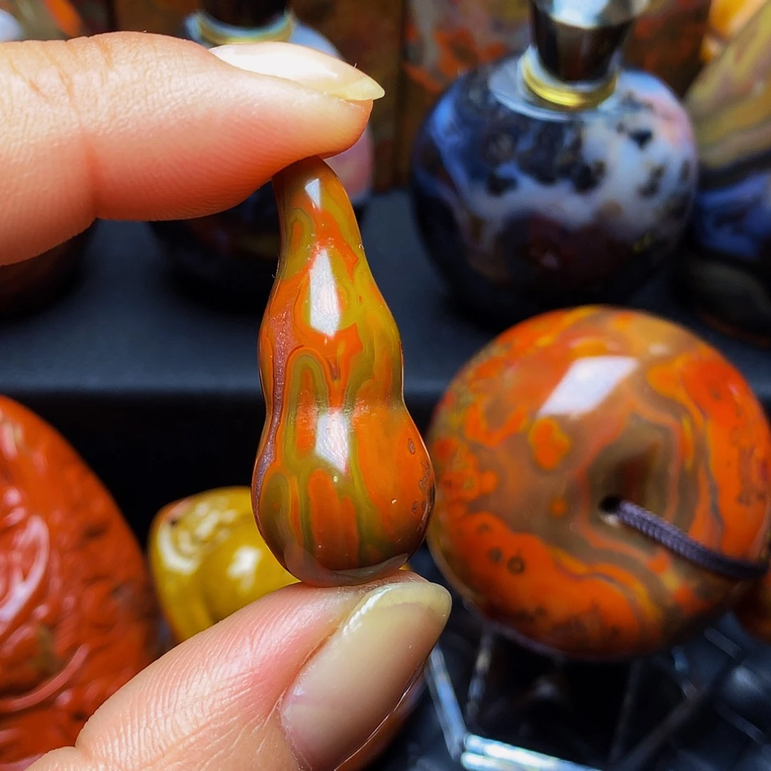 未镶嵌颈饰玛瑙/玉髓83