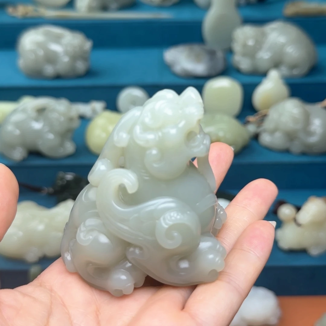 未镶嵌和田玉（糖玉）把件