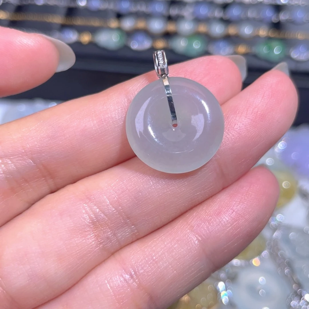 颈饰18K金镶嵌翡翠翡翠