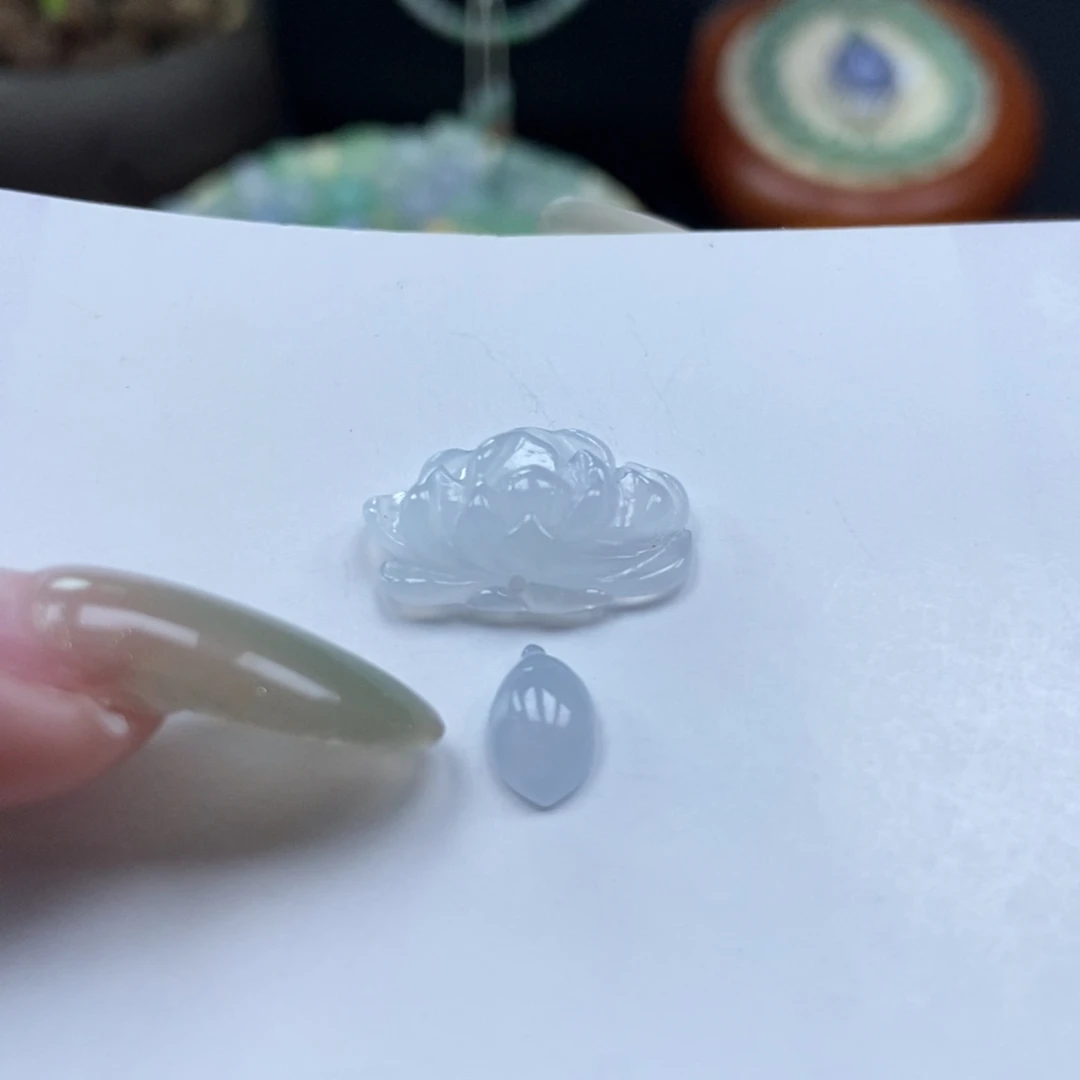 未镶嵌挂件翡翠吊坠