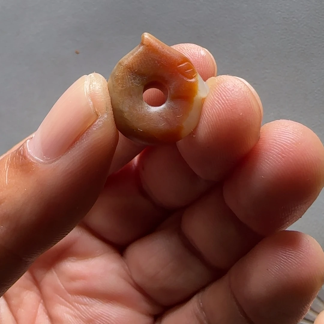 和田玉挂件未镶嵌酒*柜