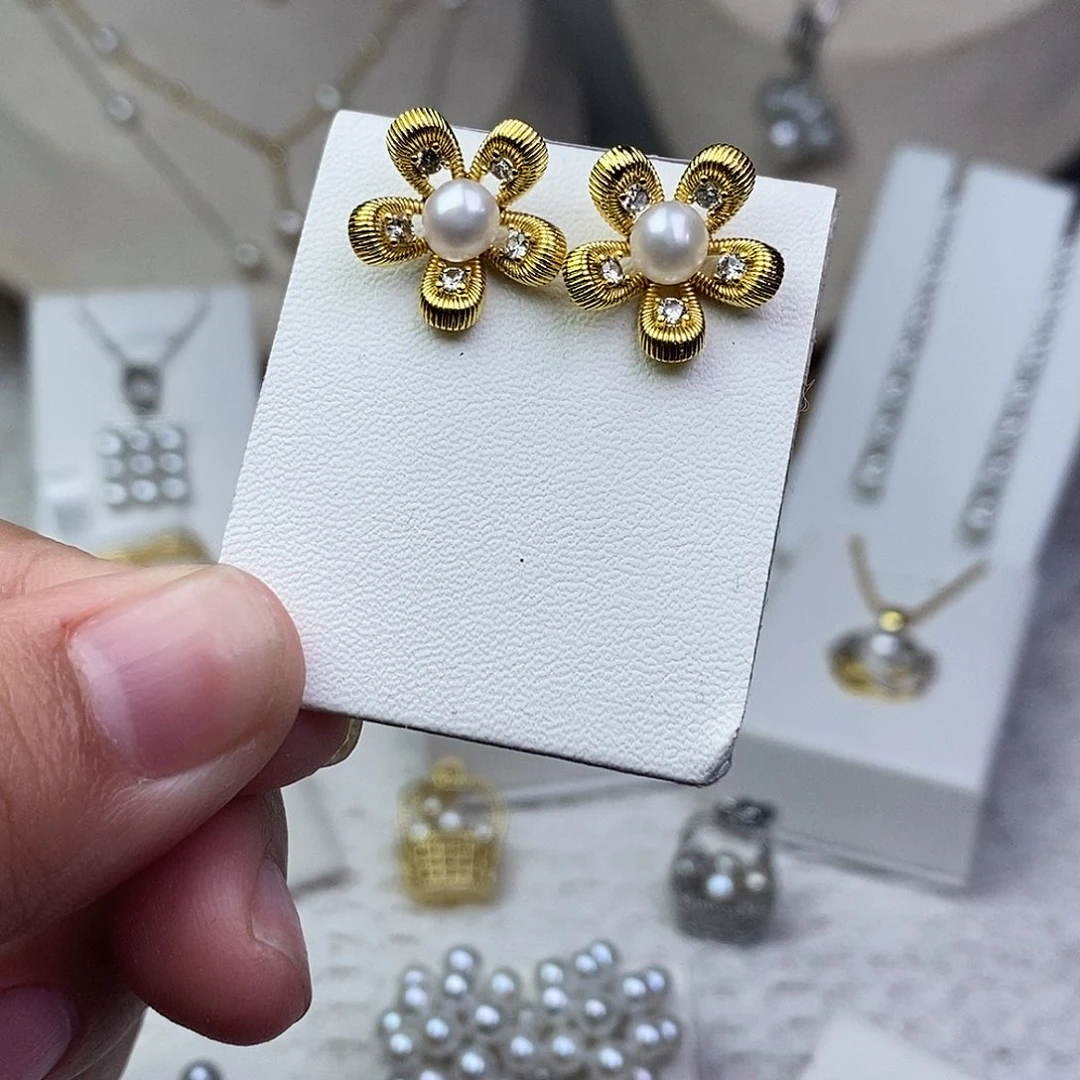 银S925镶嵌淡水珍珠耳饰