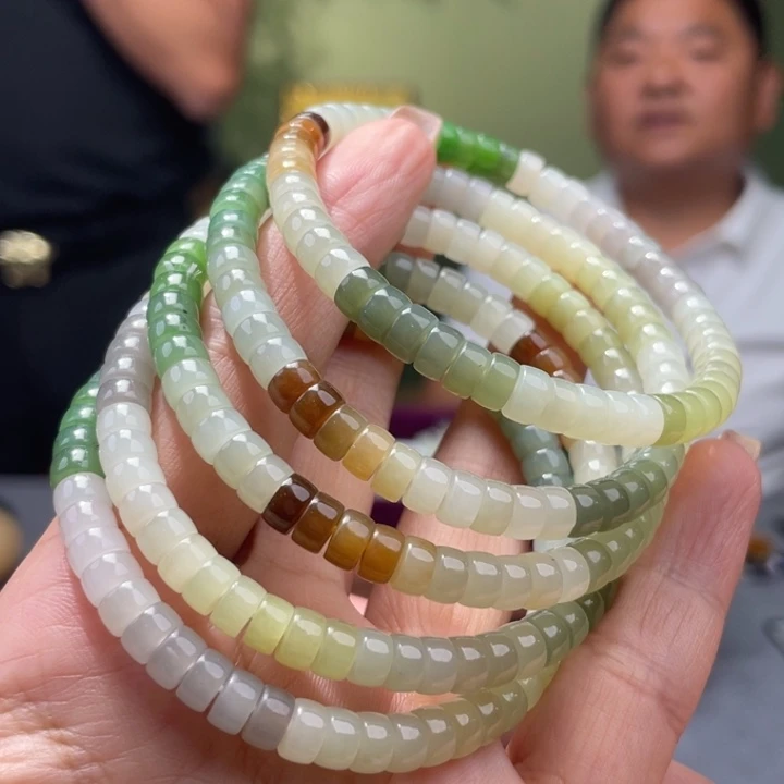 和田玉未镶嵌颈饰多样性发货，发其一