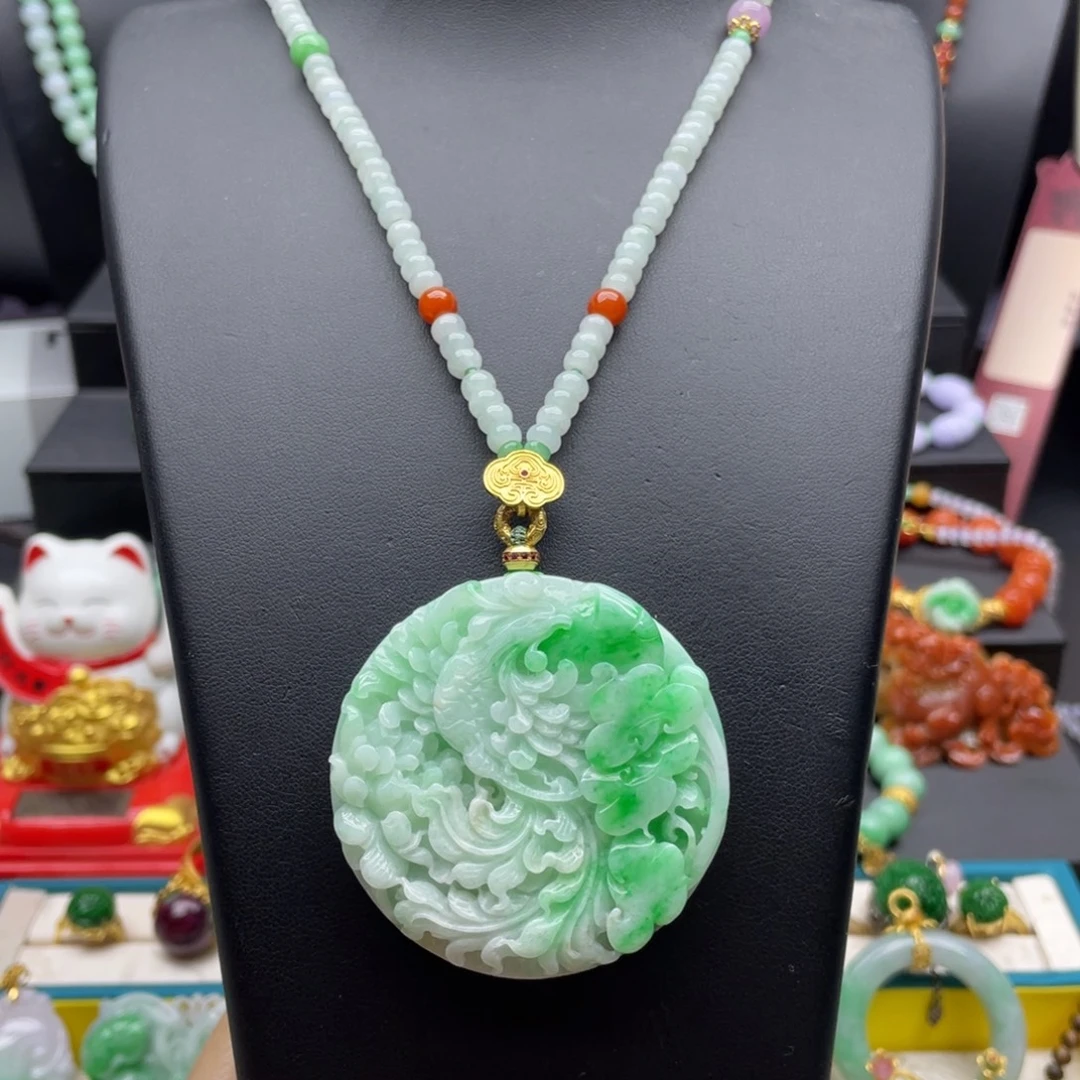 翡翠未镶嵌颈饰翡翠凤凰