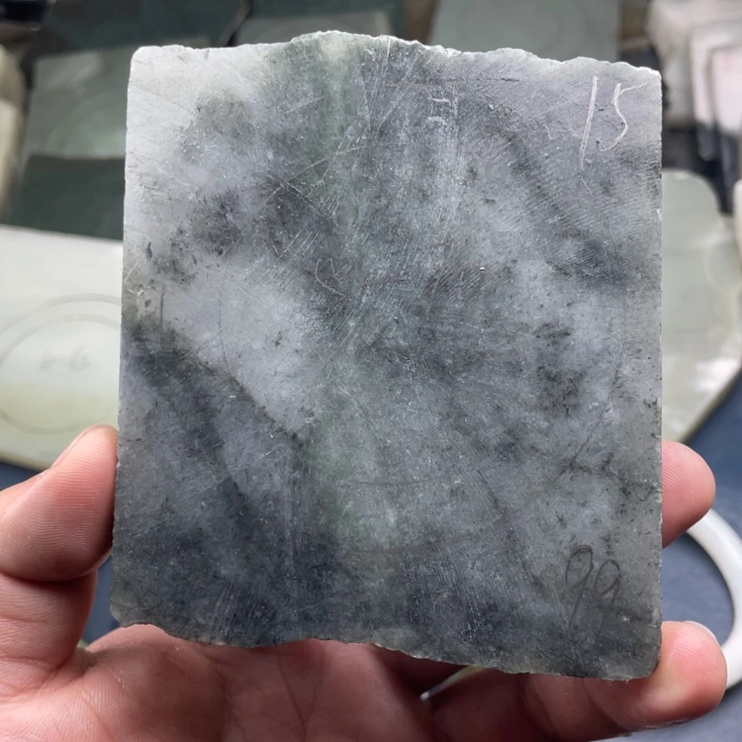 独山玉未镶嵌珠宝奇石定制手镯