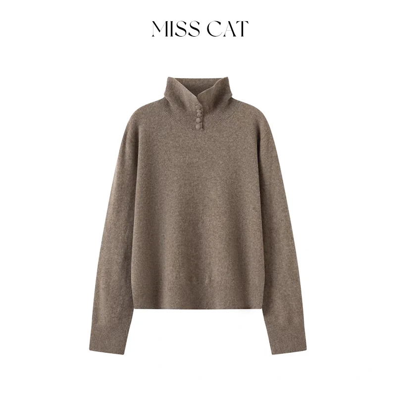 FELINE早呀猫小姐2025冬季新款气质优雅牦牛绒长袖毛衣设计多扣领