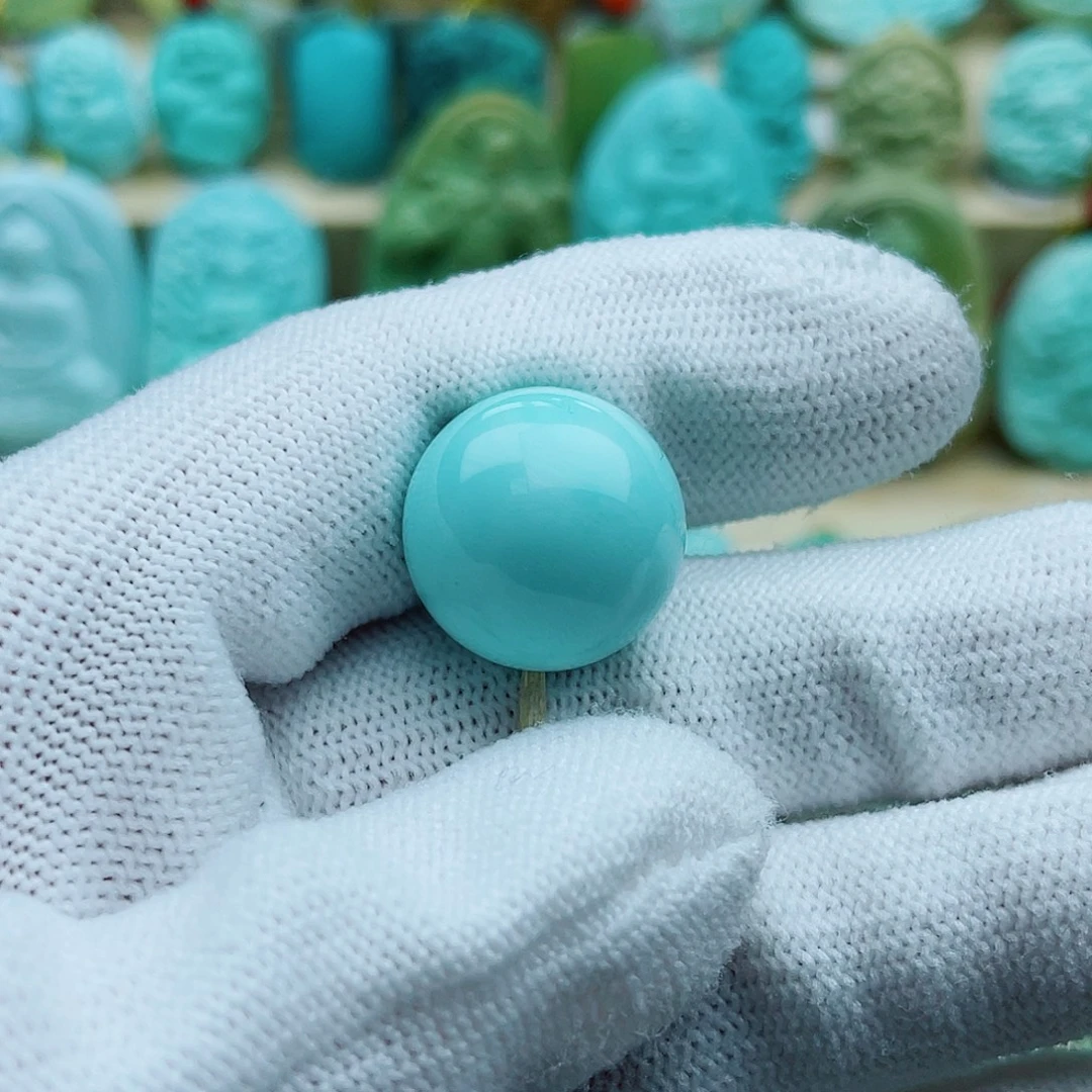 绿松石未镶嵌珠宝奇石