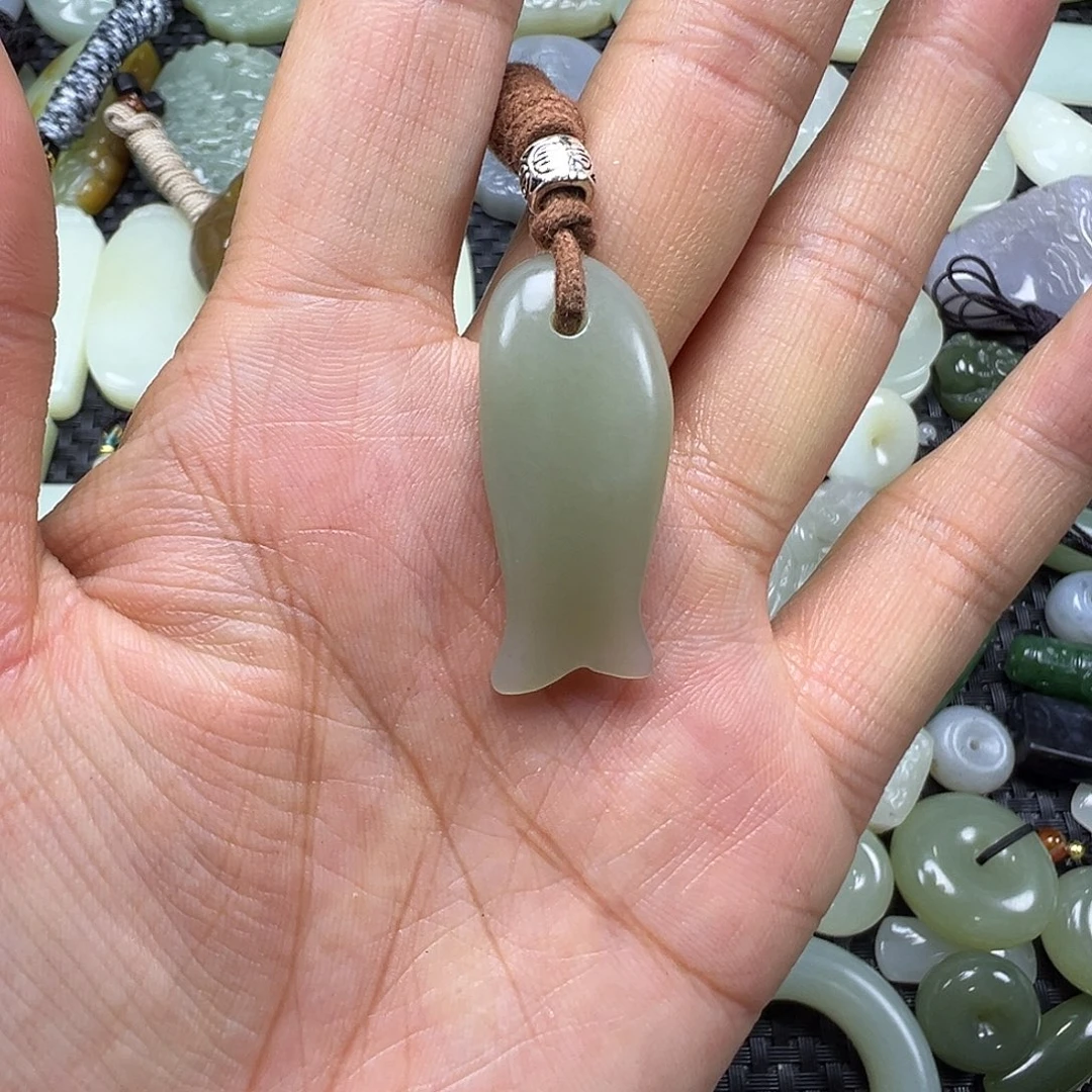 和田玉未镶嵌吊坠(不含链)