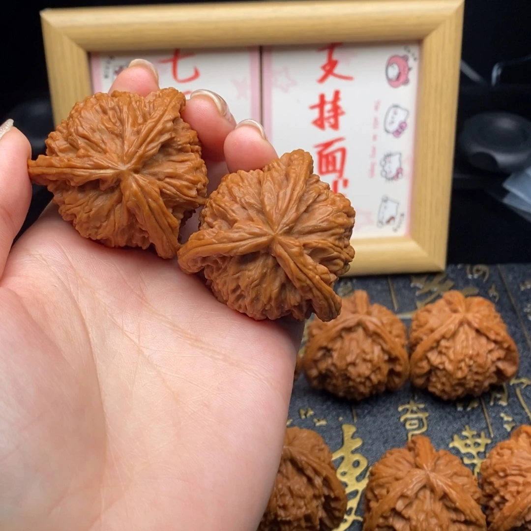 大***涛文玩核桃吊坠白狮1111111111111