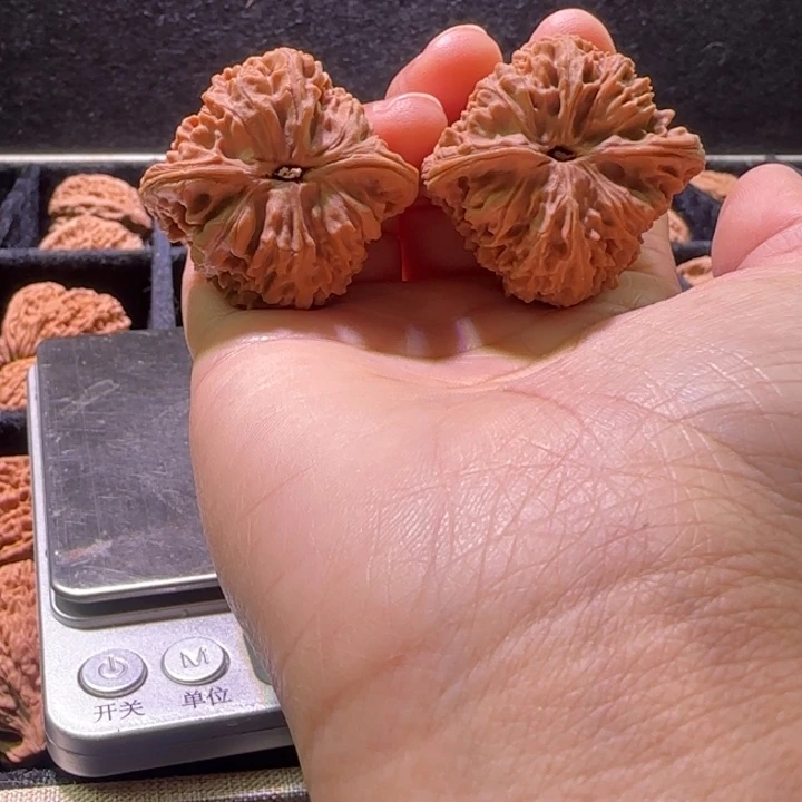 F***m吊坠桃核核桃核桃