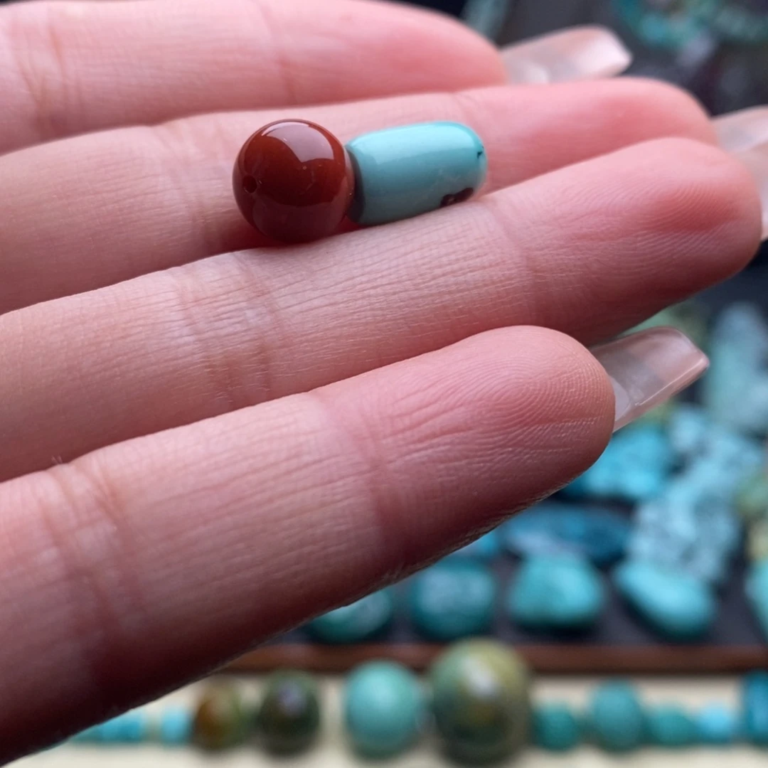 南红玛瑙未镶嵌珠宝奇石