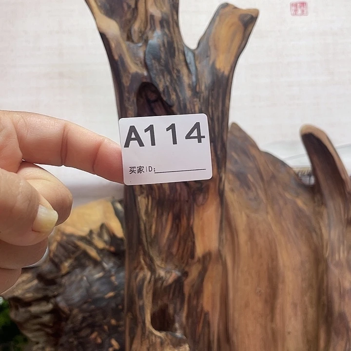 在***家木直播间木质摆件