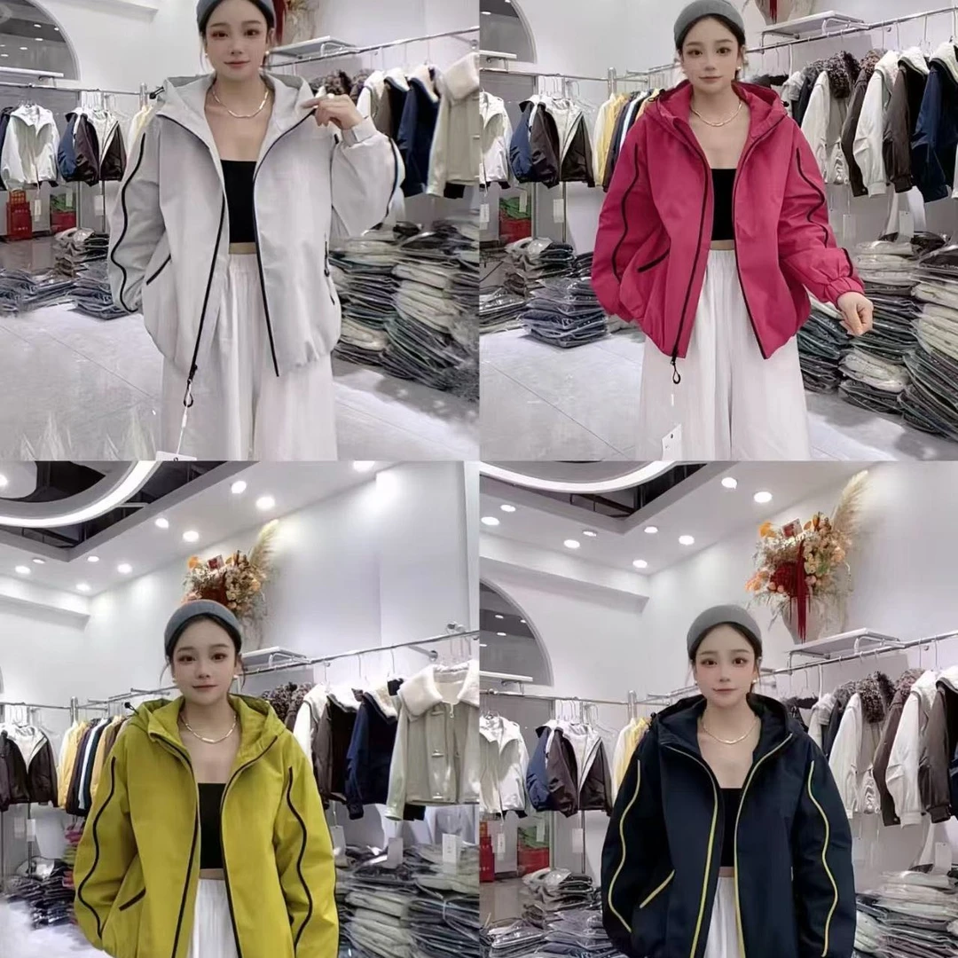 黄静推荐   时尚减龄加厚绒冲锋衣外套