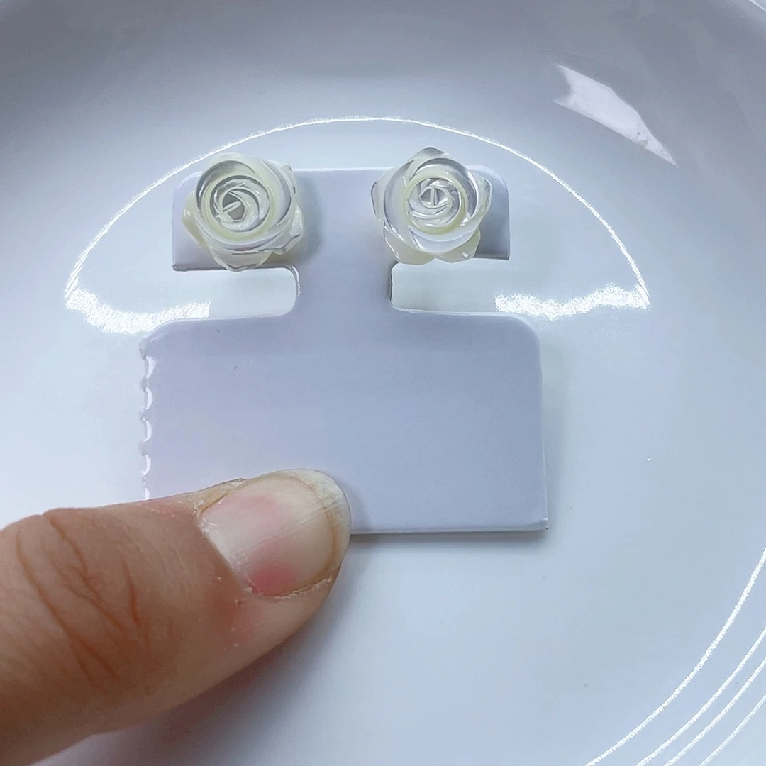 银S925镶嵌耳饰淡水珍珠