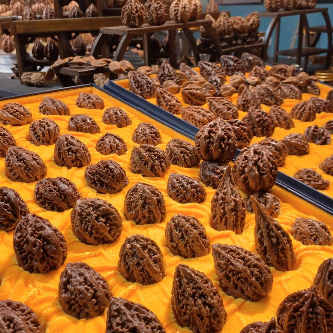 桃核把件素****叹柳叶核桃