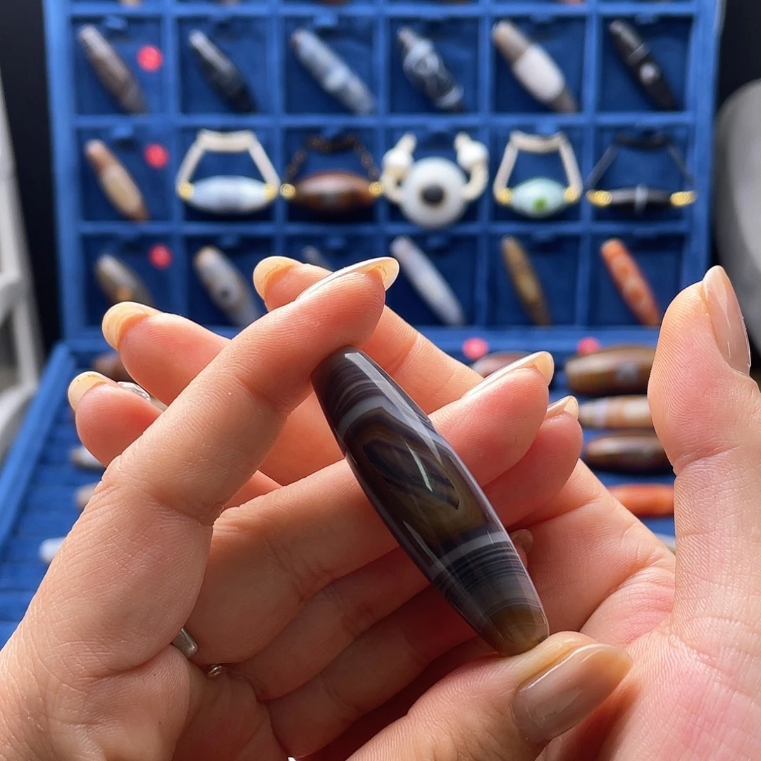 凡***玉玛瑙/玉髓未镶嵌珠宝半成品