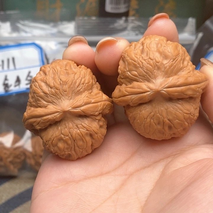 猴头核桃吊坠9020号全品元宝40克重43