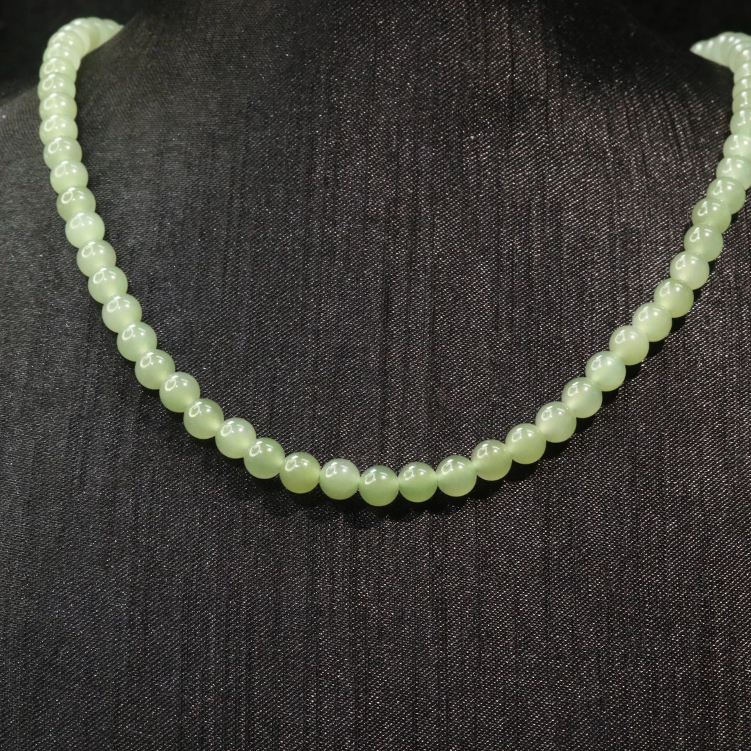 20和田玉晴水渐变项链/000442保利厦门拍卖