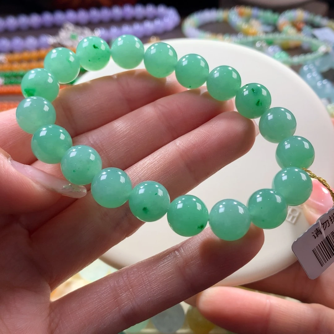翡翠手链未镶嵌胶润满绿卡10