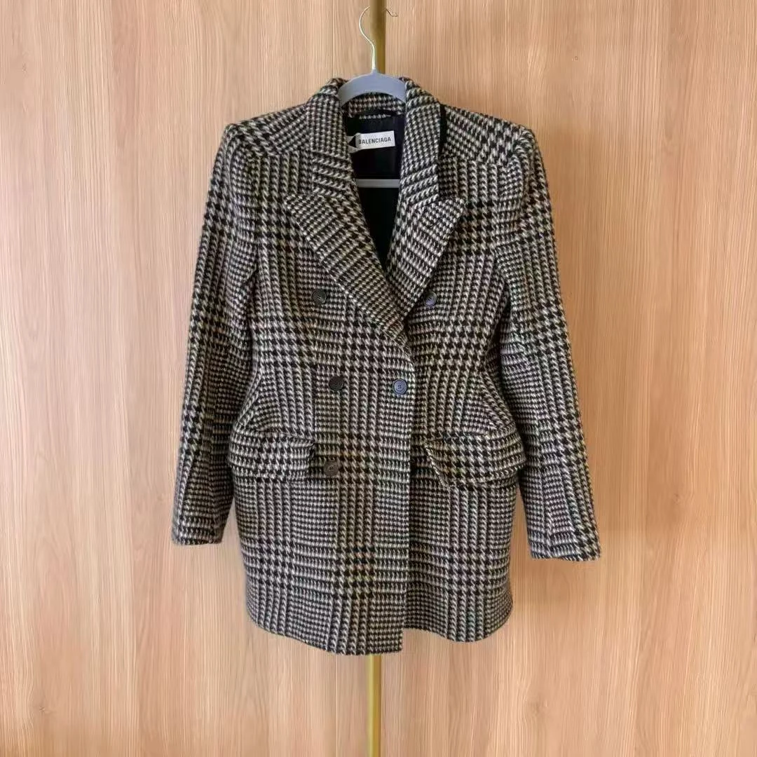 99新 Balenciaga/巴黎世家 su/格纹西装外套/19149832/代卖服务