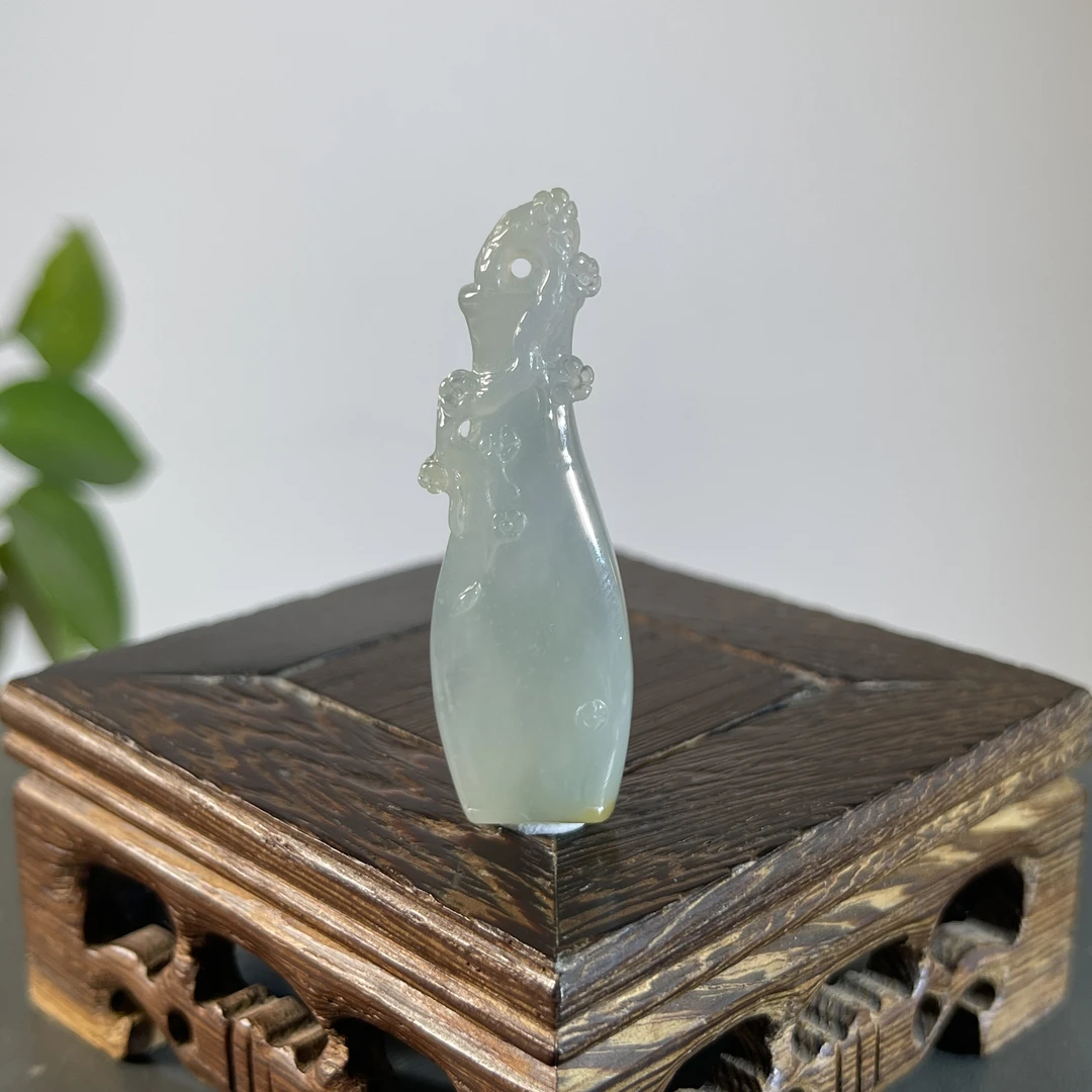 JXA28-108 天然缅甸A货翡翠  特色件