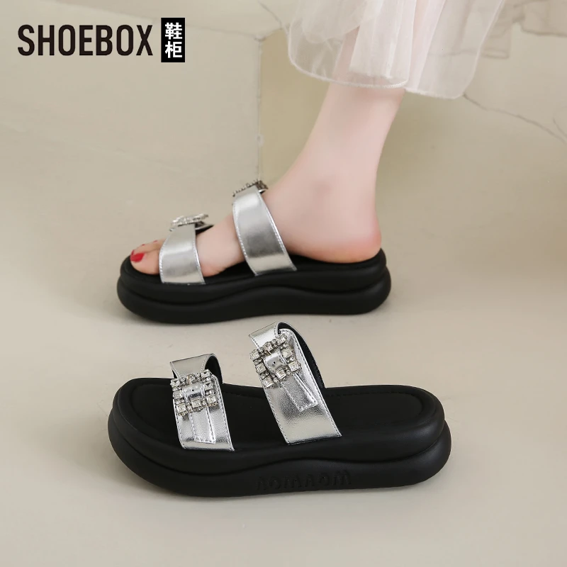 达芙妮集团旗下厚底凉鞋女2025夏新款配裙子沙滩松糕踩屎感凉拖鞋