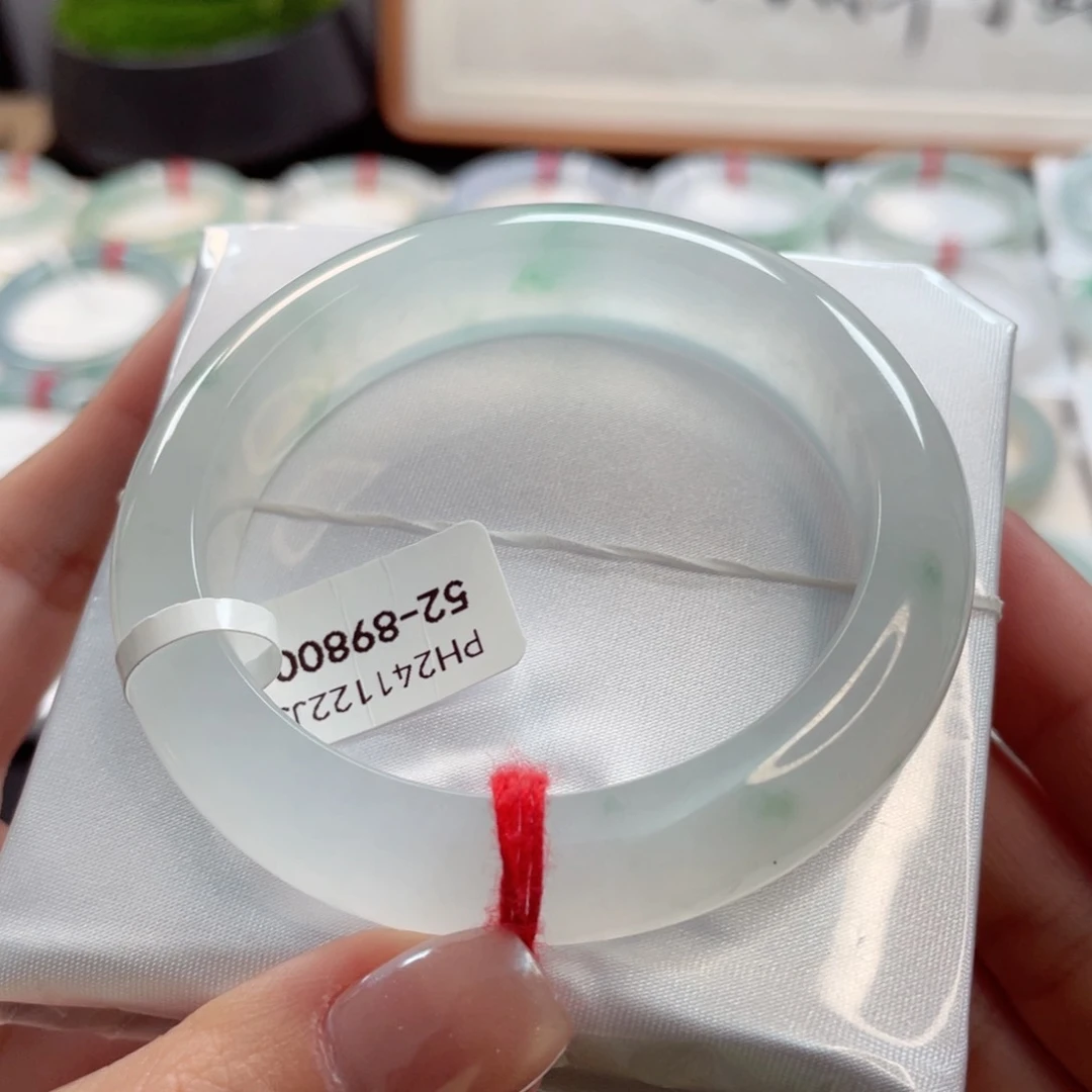 【闪购商品】翡翠手镯未镶嵌胖***乐52冰胶透胶润透亮飘花