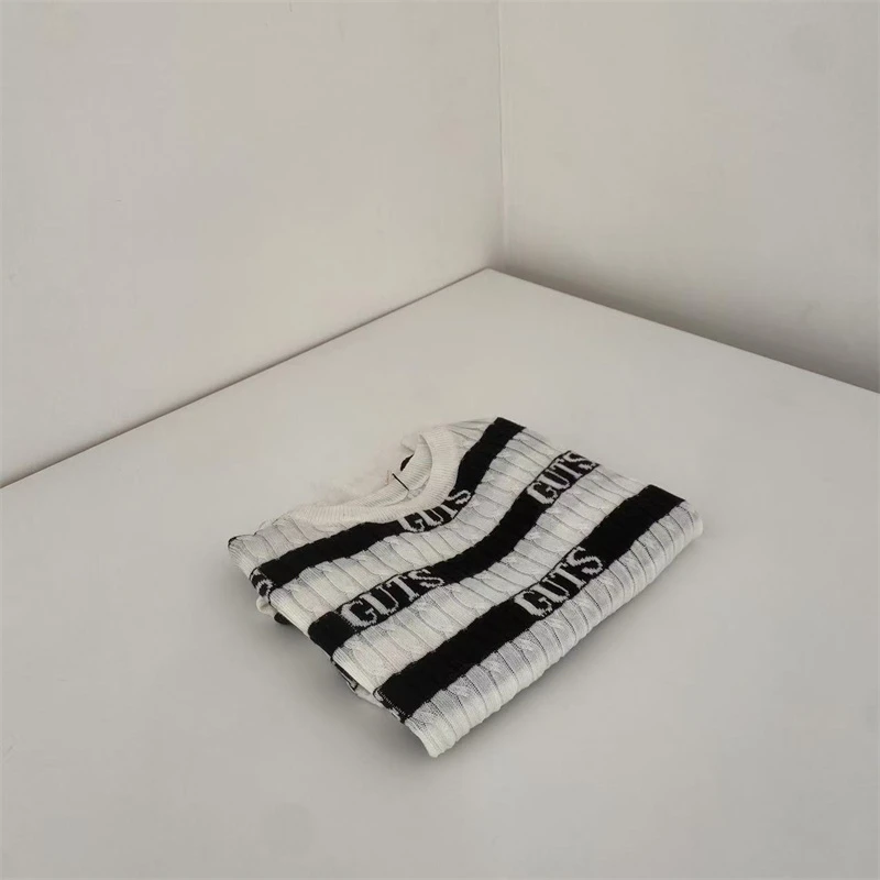 3636黑条纹字母针织毛衣    no.退no.换