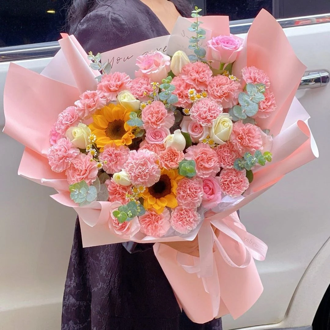 暖心问候【2朵向日葵33朵康乃馨混搭花束】送母亲长辈老师同事生日鲜花送花上门