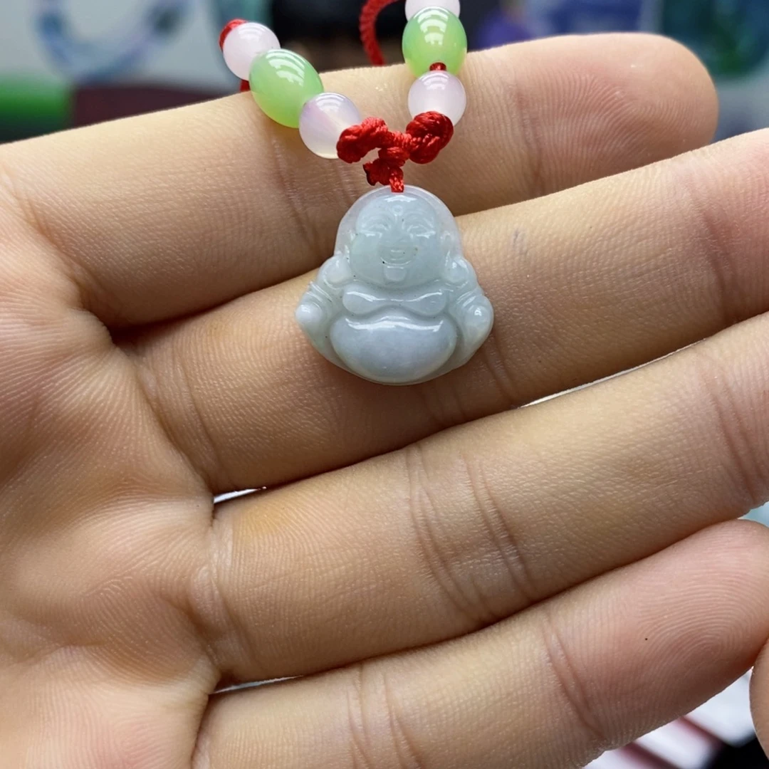 翡翠未镶嵌颈饰佛公