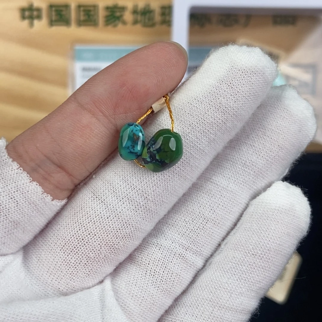 未镶嵌绿松石珠宝奇石