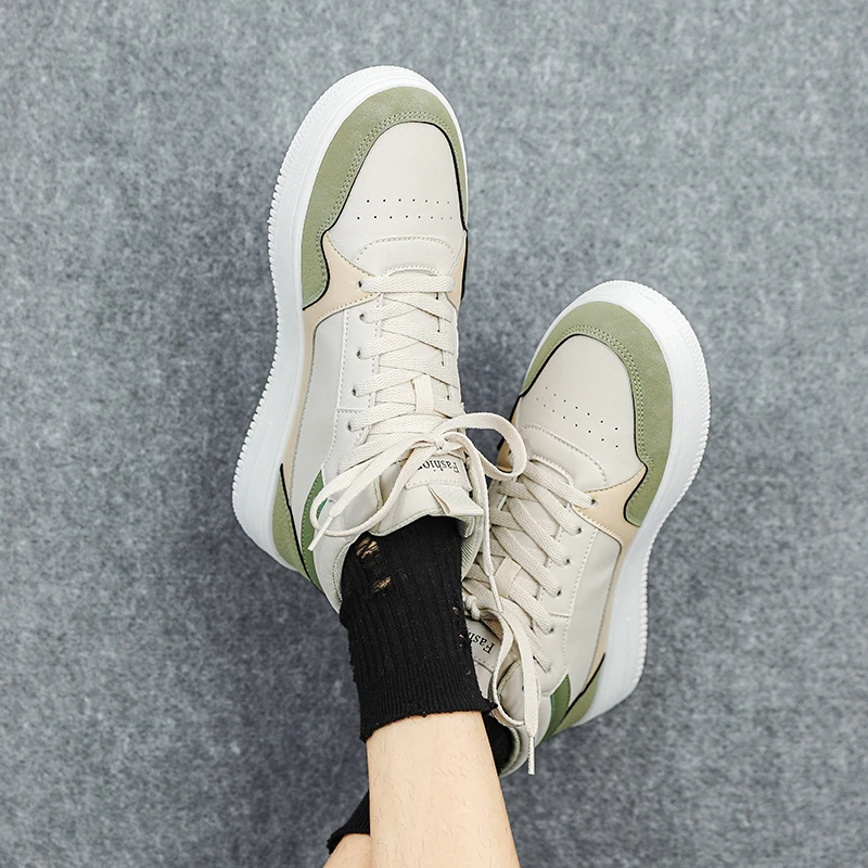 品牌断码25新款中老年耐磨防滑休闲板鞋小白鞋干净感痞帅男鞋开车