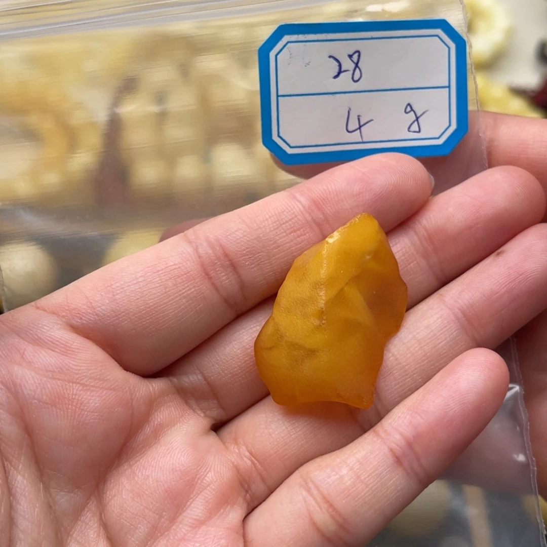 琥珀未镶嵌裸石蜜蜡原石笑